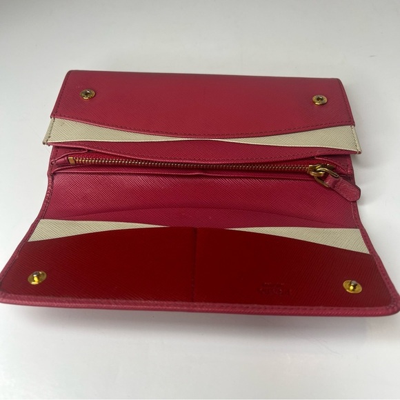 ♥️PRADA RED Saffiano Metal Calfskin Leather Continental/Long Wallet | PRELOVED♥️ - Picture 13 of 16